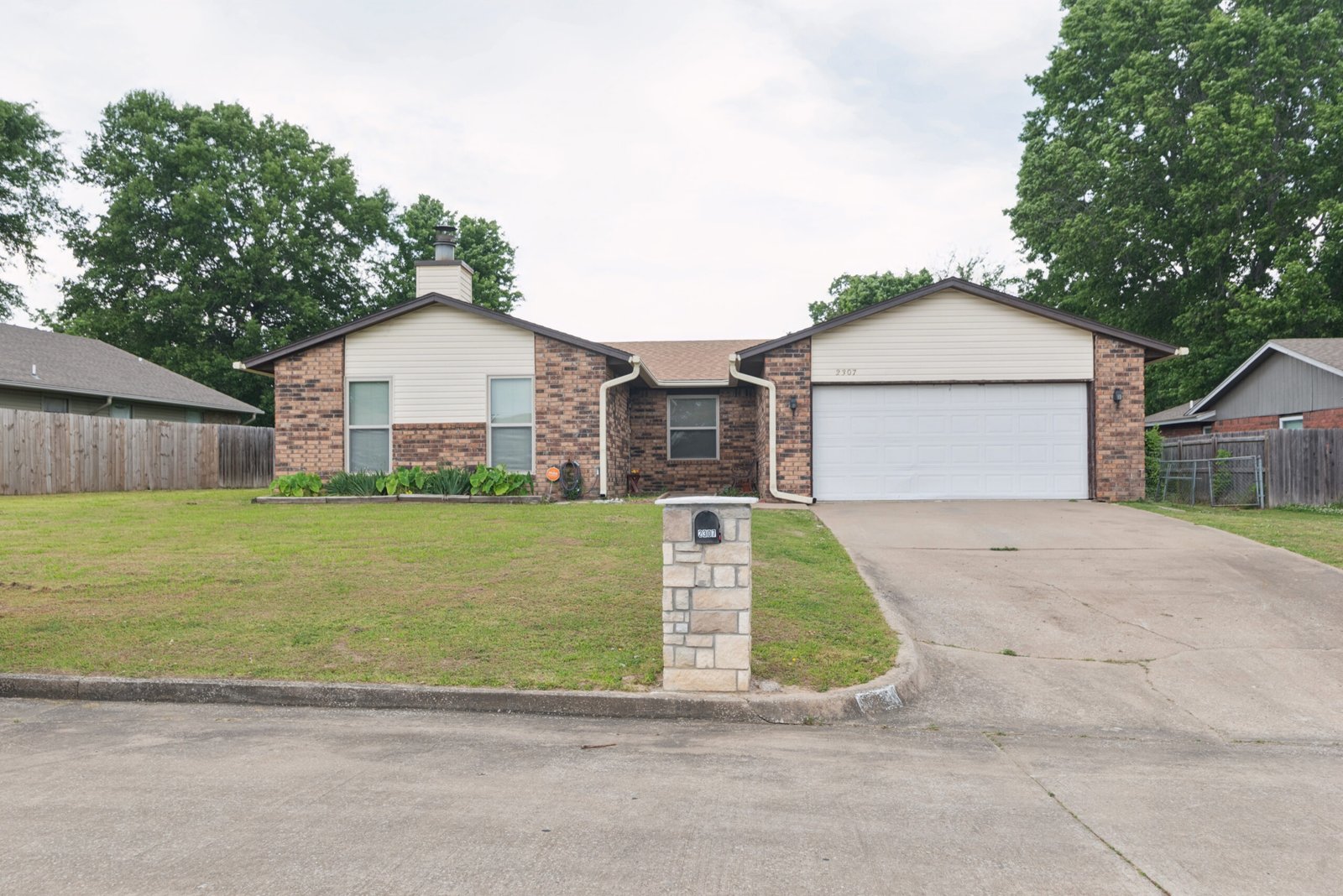 Real Estate Photography 2307 Fieldstone Ave Okmulgee OK 74447