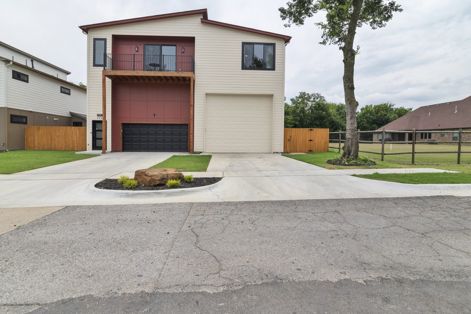 DSC_5449 Professional Real Estate Photography AirBnB 726 E Tecumseh St, Tulsa, OK 74106